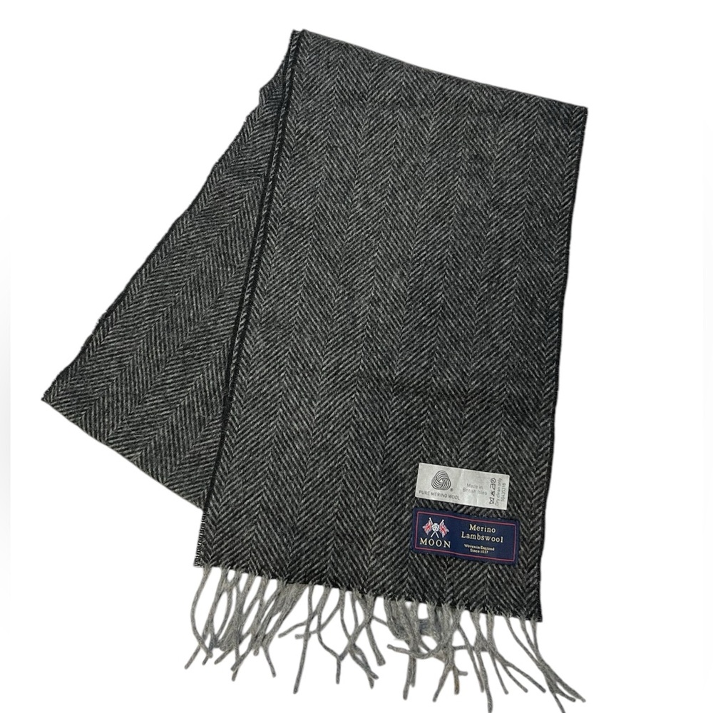 Vintage Abraham Moon 100% Pure Merino LambsWool Herringbone Scarf With Fringe